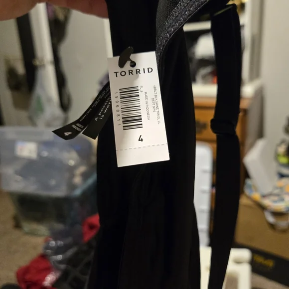 Lightly Lined Shine Bralette - Picture 5 of 8